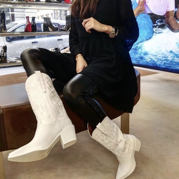 jeffrey campbell dagget